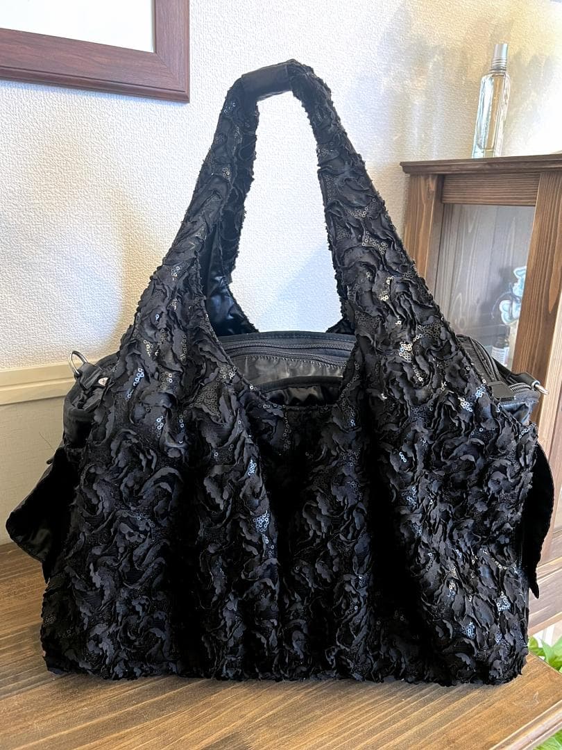 リュクスバーディ コードレースファセットキャリーM / 犬用キャリーバッグ 黒