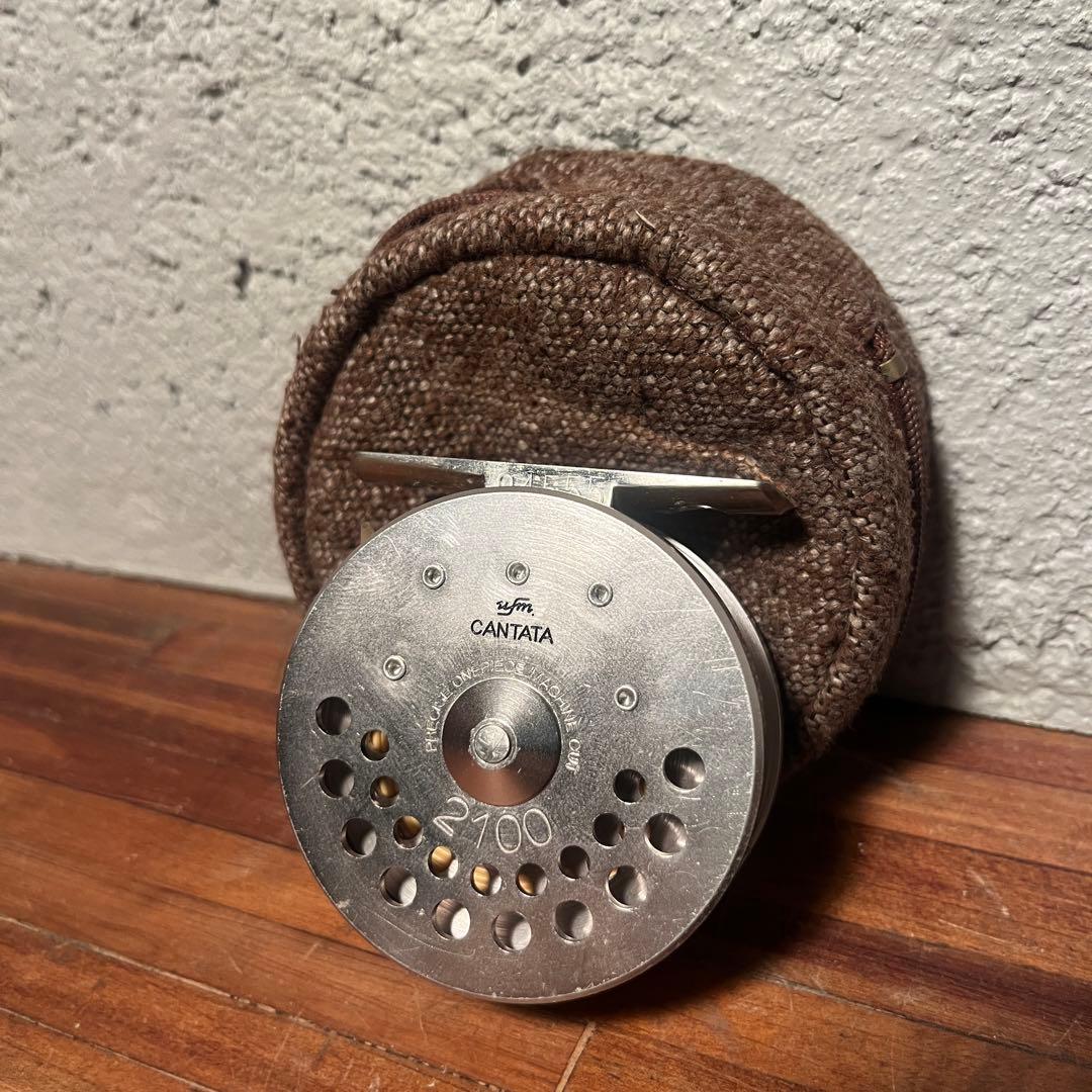 ufmウエダ CANTATA 2100 フライリール 布袋付き アルミ製 手巻き