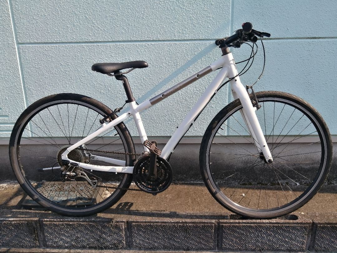 GIANT SEEKクロスバイク700X40Cサイズ表記S走る曲がる止まる問題無