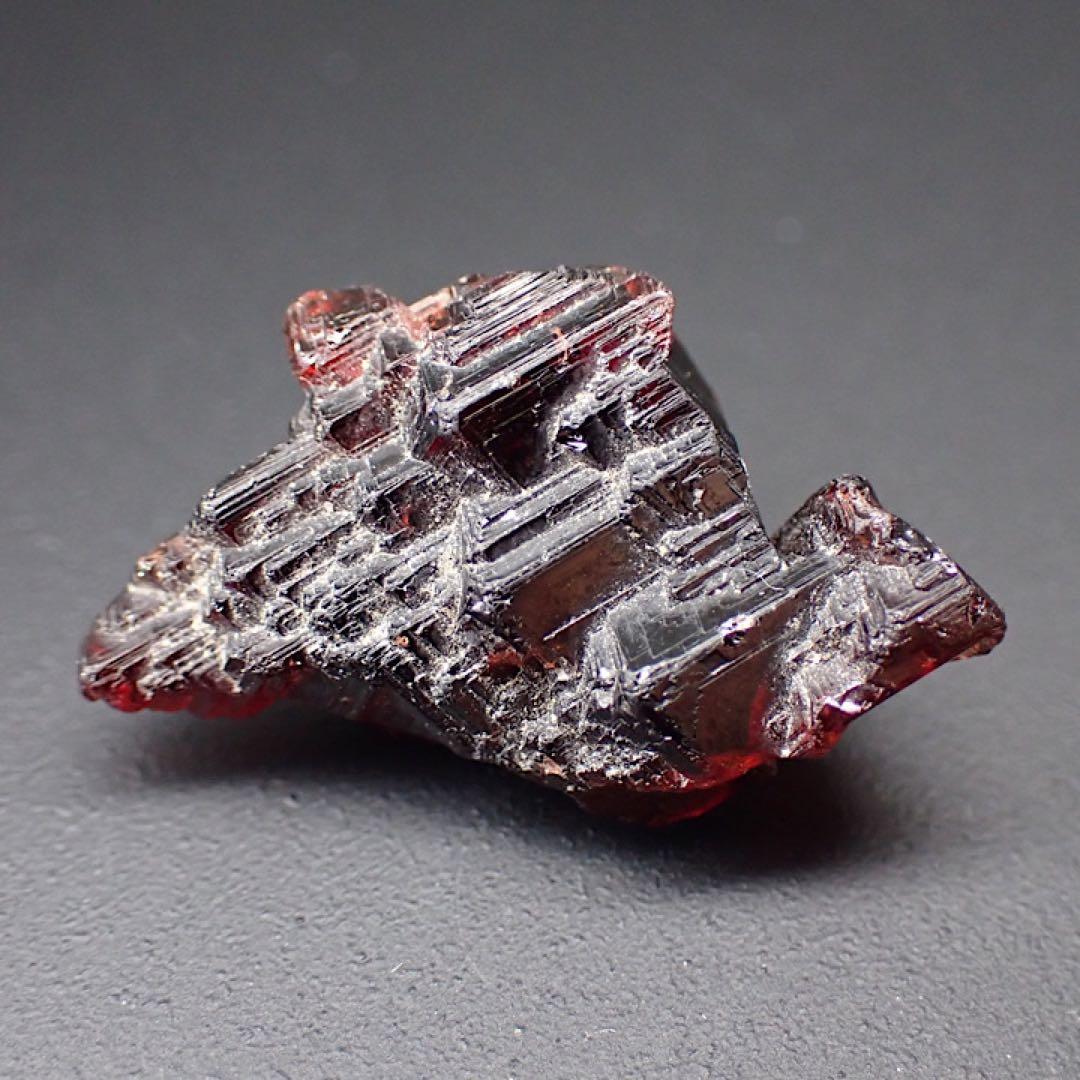 【ブラジル/ミナスジェライス/ナベガドラ産】スペサルティンガーネット