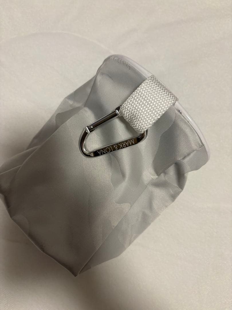 MARK&LONAマークアンドロナ ボールポーチ　小物入　ホワイトカモ