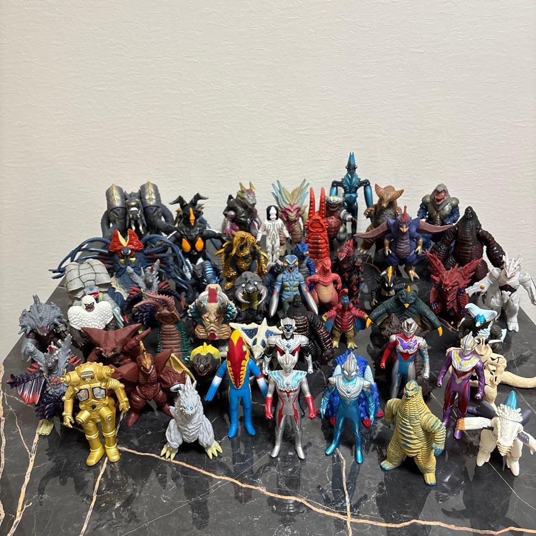 ウルトラマン　フィギア　怪獣　大量　まとめ売り