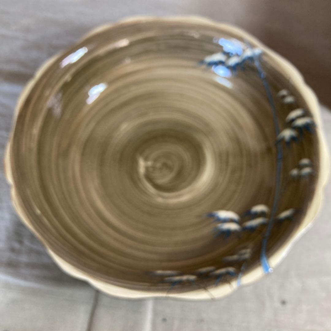 【横石臥牛】現川焼の伝統　重要無形文化財　十三代横石臥牛作　刷毛目雪持笹　鉢