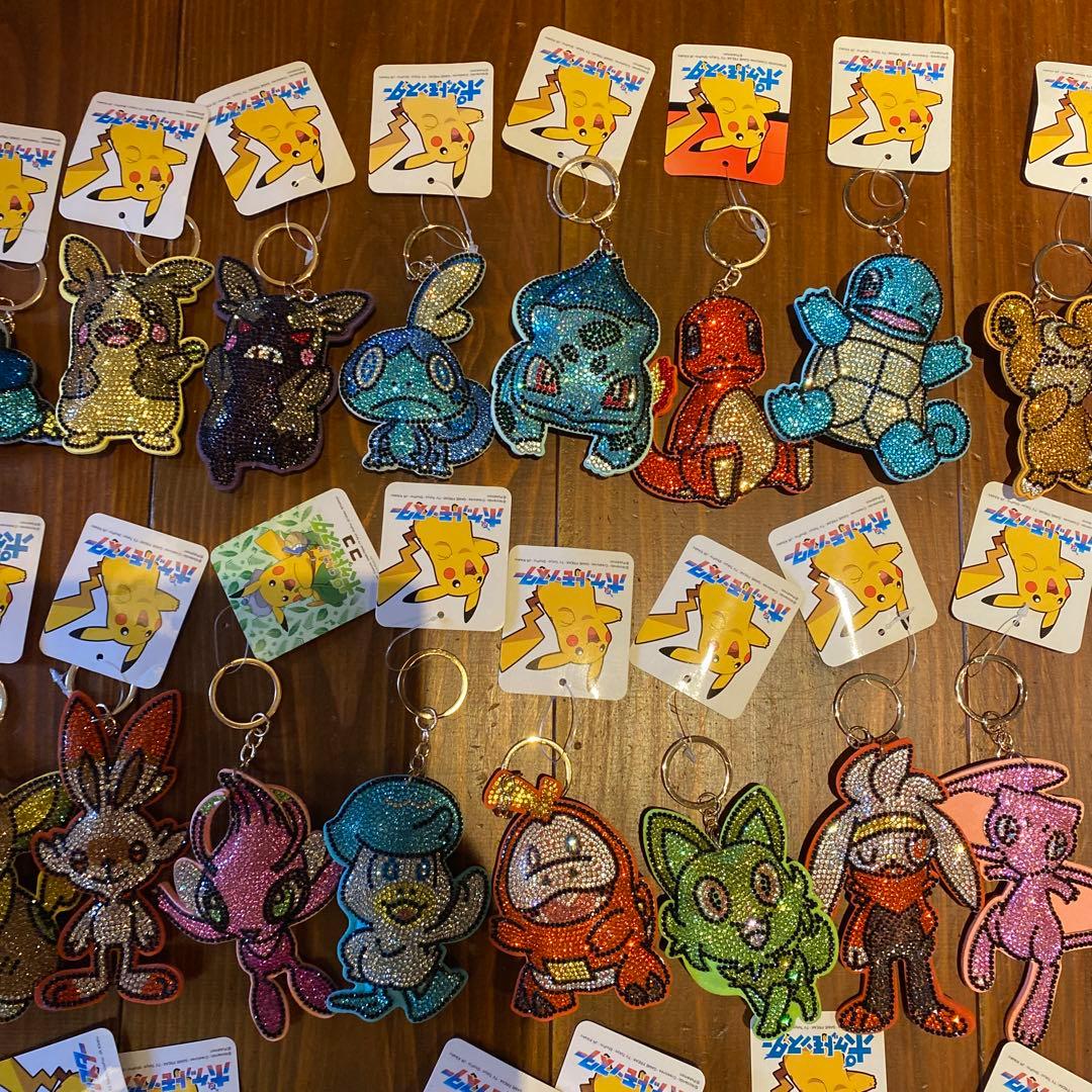 ポケットモンスター　キラキラキーホルダー　まとめ売り　42種　被りなし・タグ付き