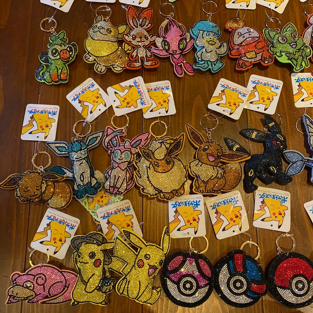 ポケットモンスター　キラキラキーホルダー　まとめ売り　42種　被りなし・タグ付き
