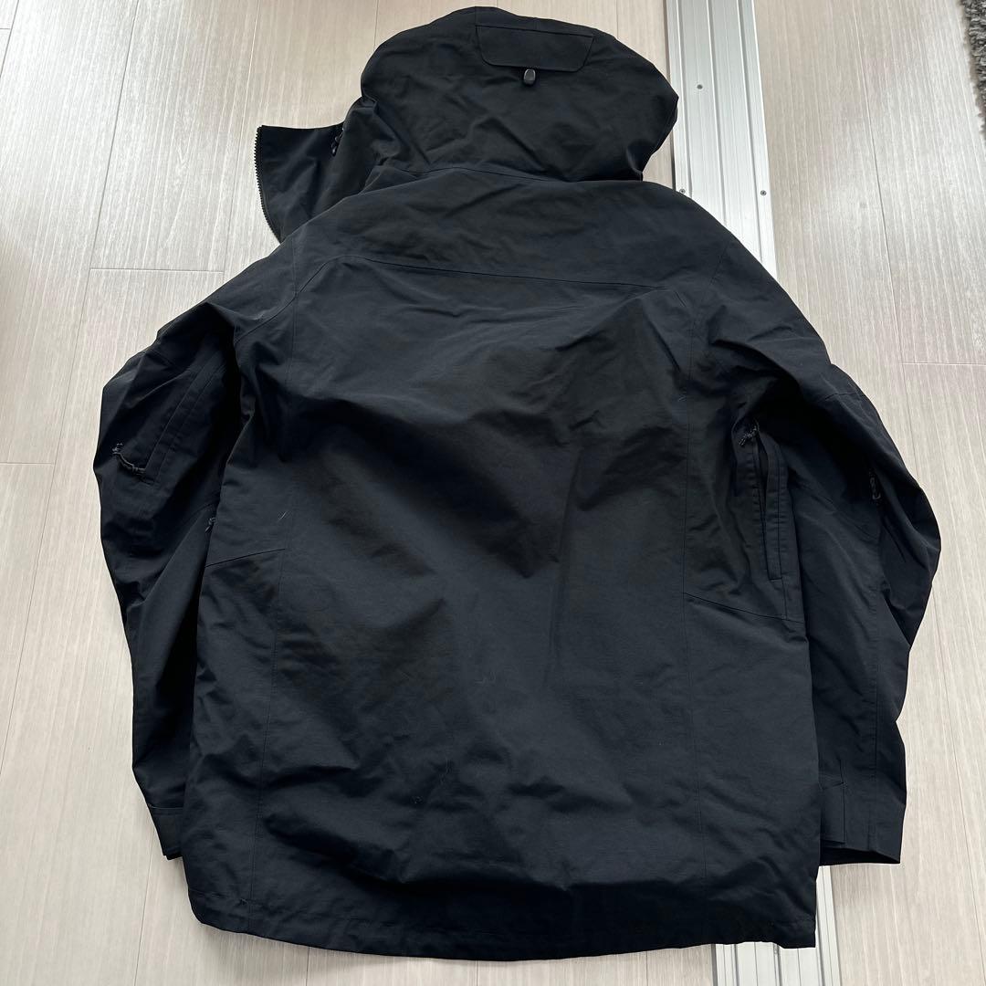 Burton [ak] ブラックスノーボードウェア　Ｍサイズ