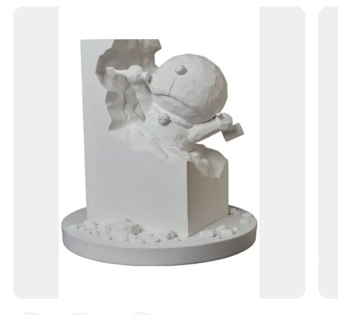 彫刻家ドラえもん White Ver.
