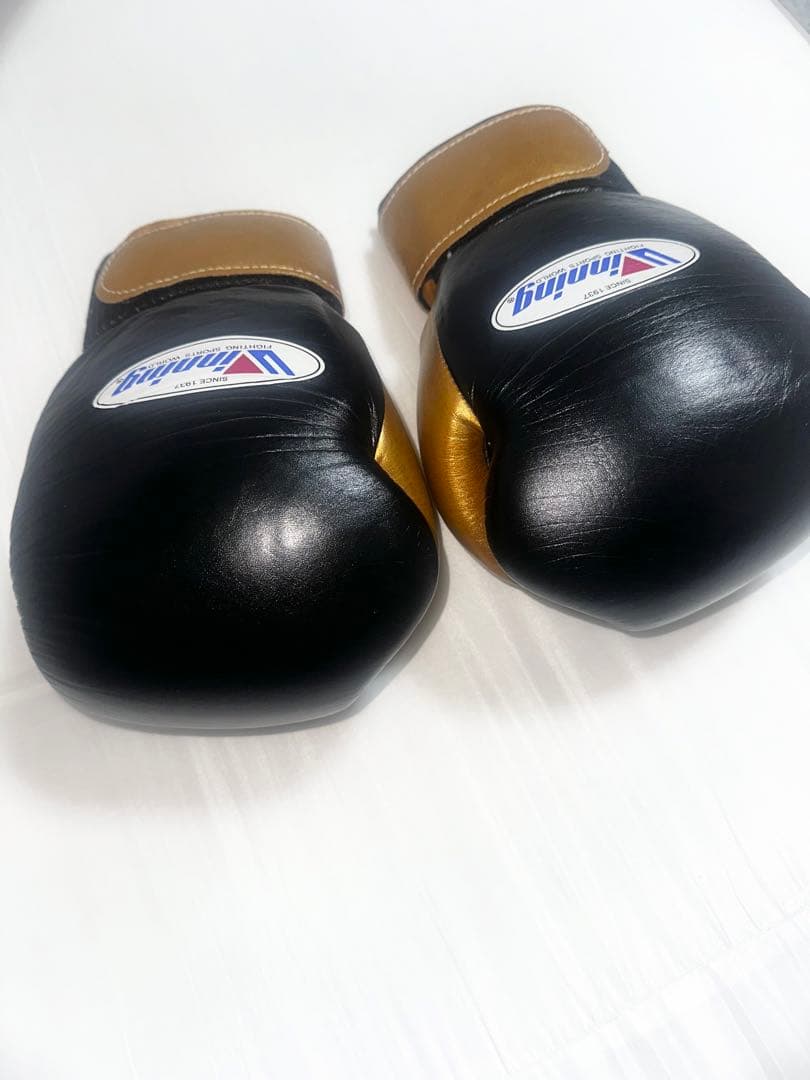 winning ウイニング ボクシンググローブ 8oz 黒/金 MS-200B