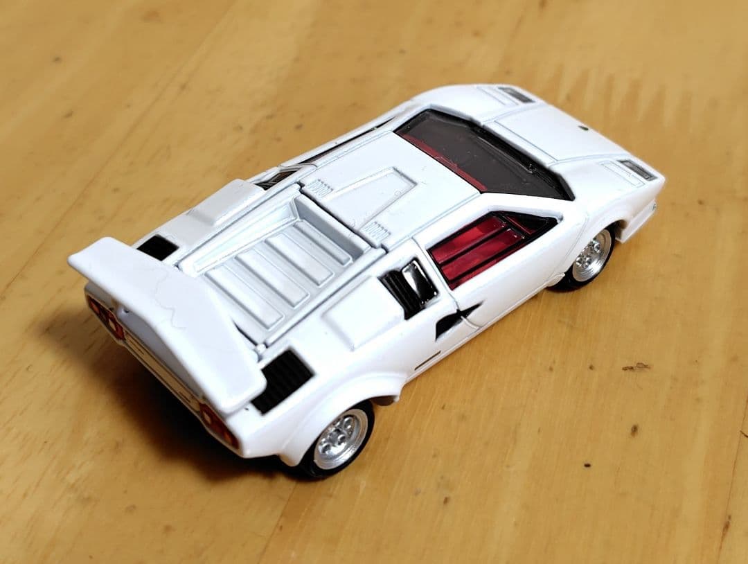 トミカガレージ ランボルギーニ カウンタック LP500S付き