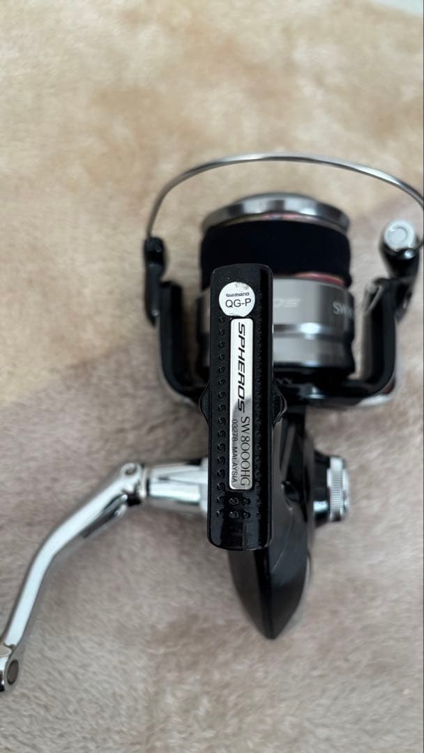 未使用品　/　シマノ SW8000HG スピニングリール