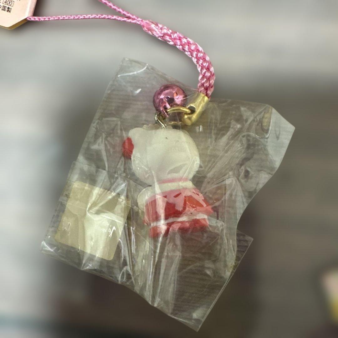 ハローキティ 根付け ウエイトレス 激レア サンリオ 入手困難