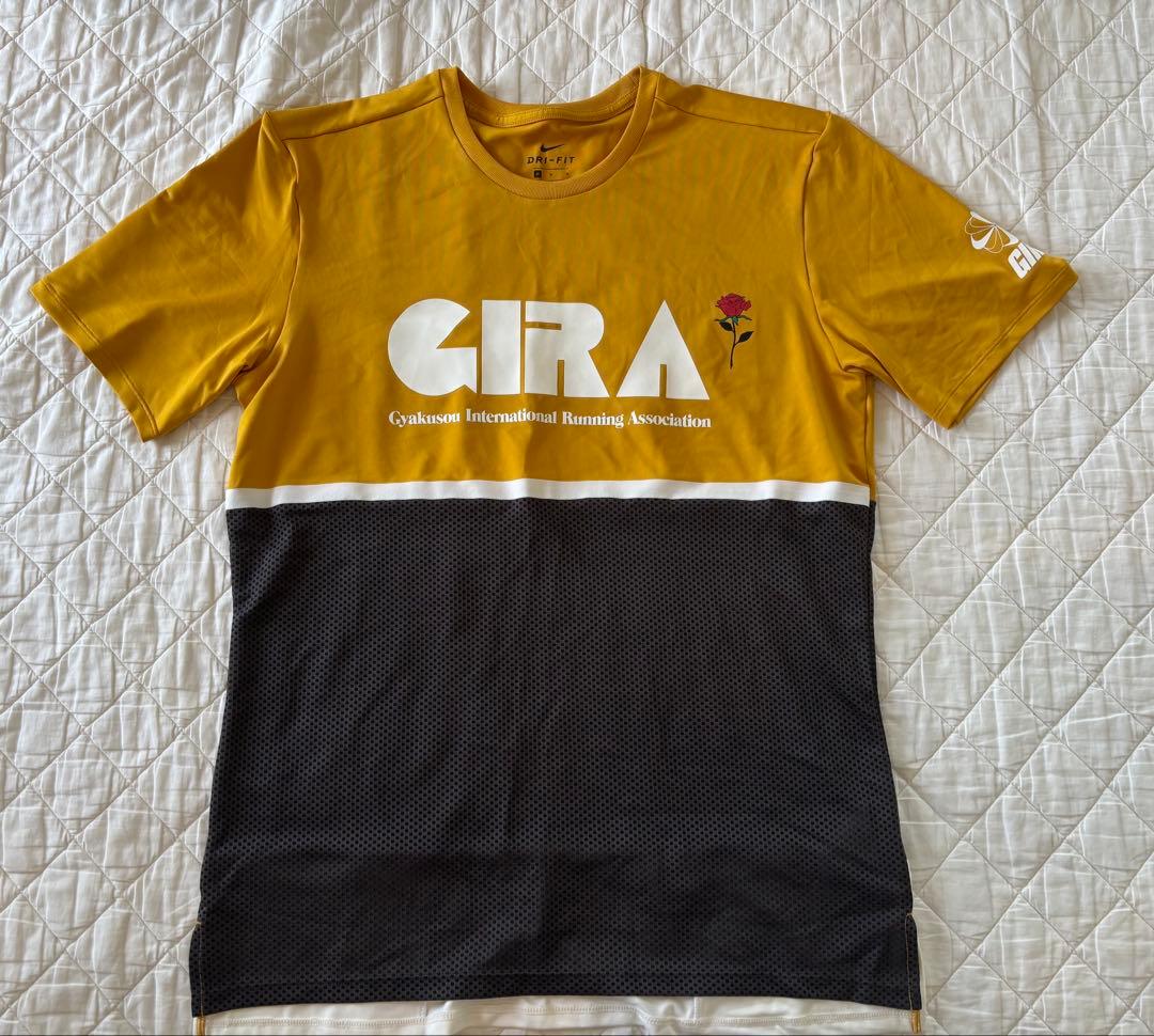 Nike GYAKUSOU ランニングTシャツ トップスMサイズ 新品未使用