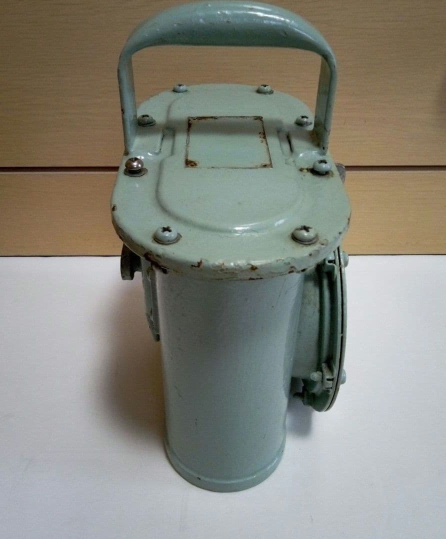 レトロ　アンティーク　ヴィンテージ　希少な海上自衛隊の乾電池式応急灯