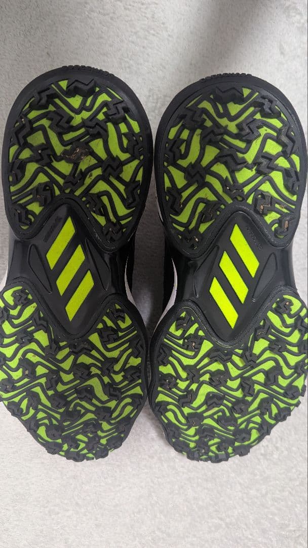 もなか　adidas　ゴルフシューズ　コードカオスボア25