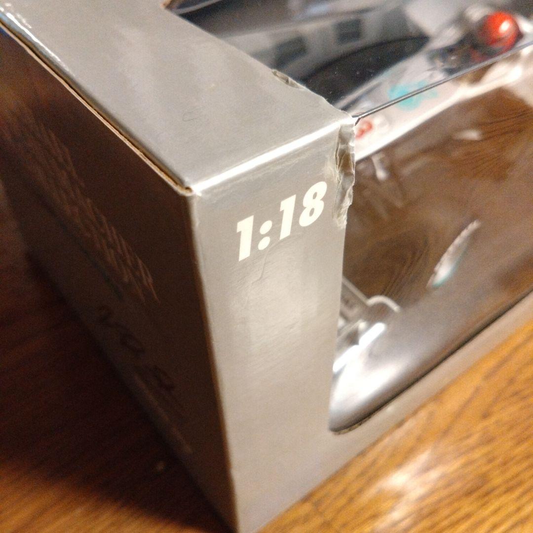 1/18 メルセデスGP ペトロナス　ショーカー　2010