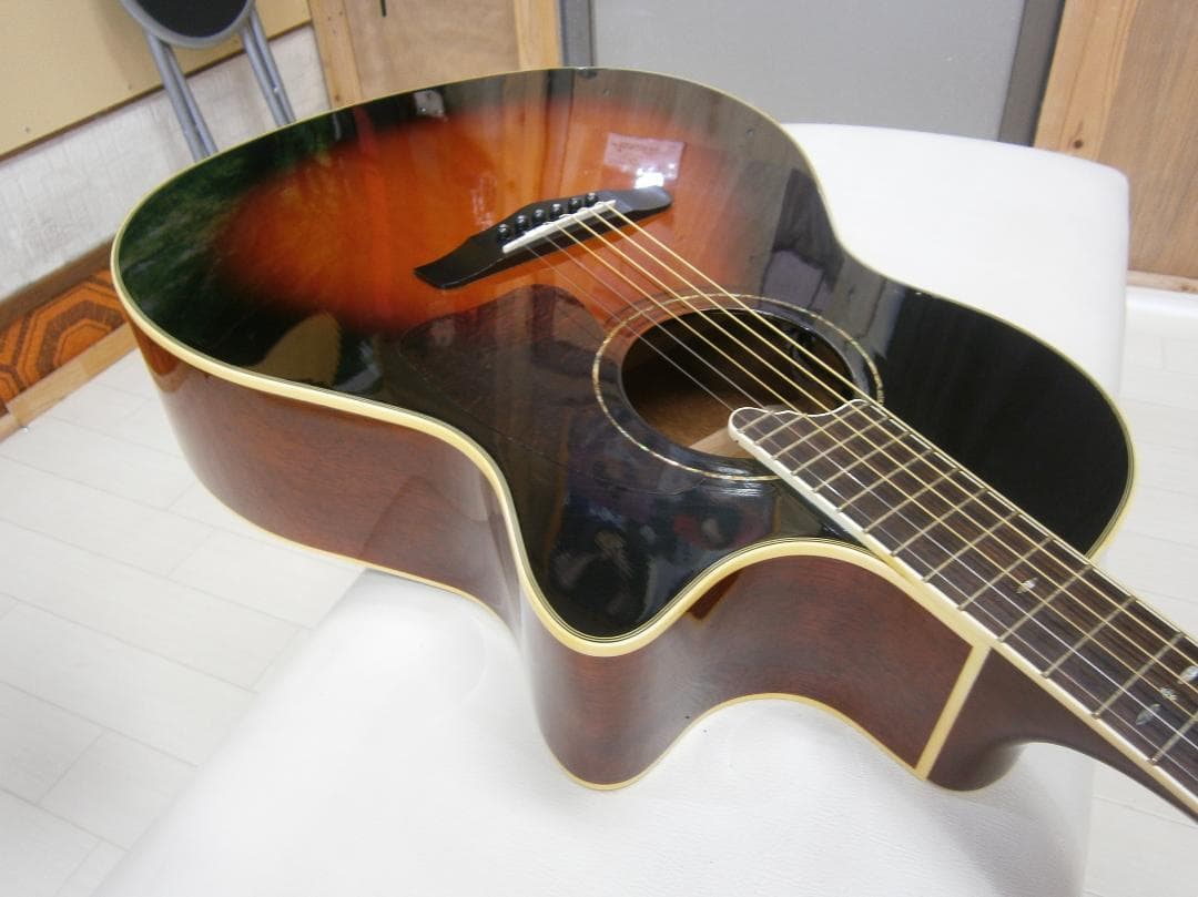 期間限定特価 ・Sヤイリ＜YE-50＞エレアコ・トップ単板・クラシック4