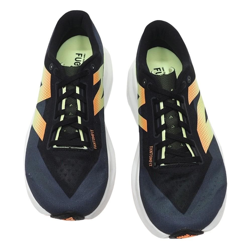 B07318 未使用 new balance FuelCell Rebel v4