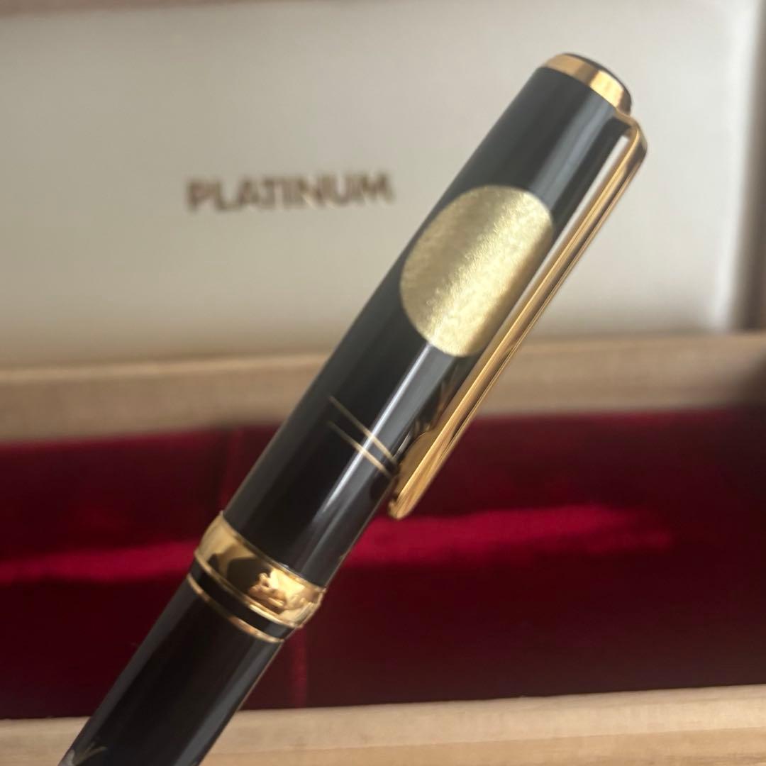 PLATINUM ツキトウサギ プラチナ　万年筆　金沢箔　ペン先18K