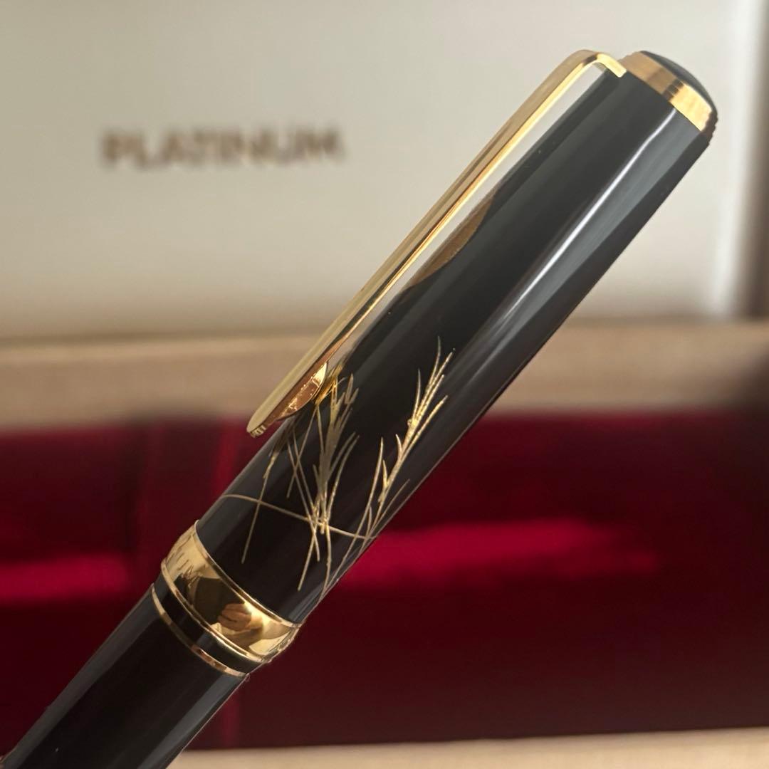 PLATINUM ツキトウサギ プラチナ　万年筆　金沢箔　ペン先18K