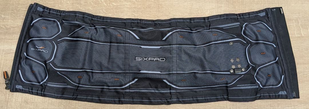 SIXPAD パワースーツコアベルト Sサイズ　専用コントローラー付き