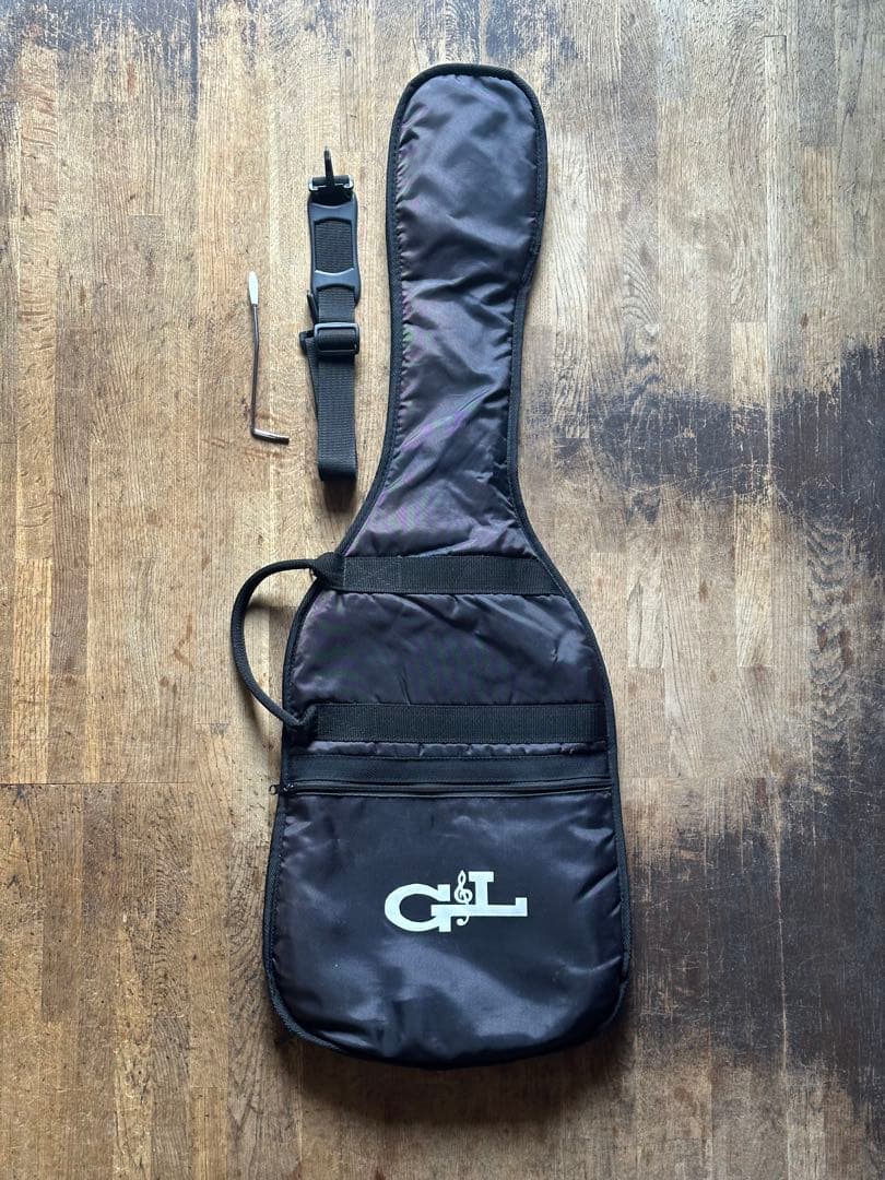 G&L Tribute series S-500 日本製　中古