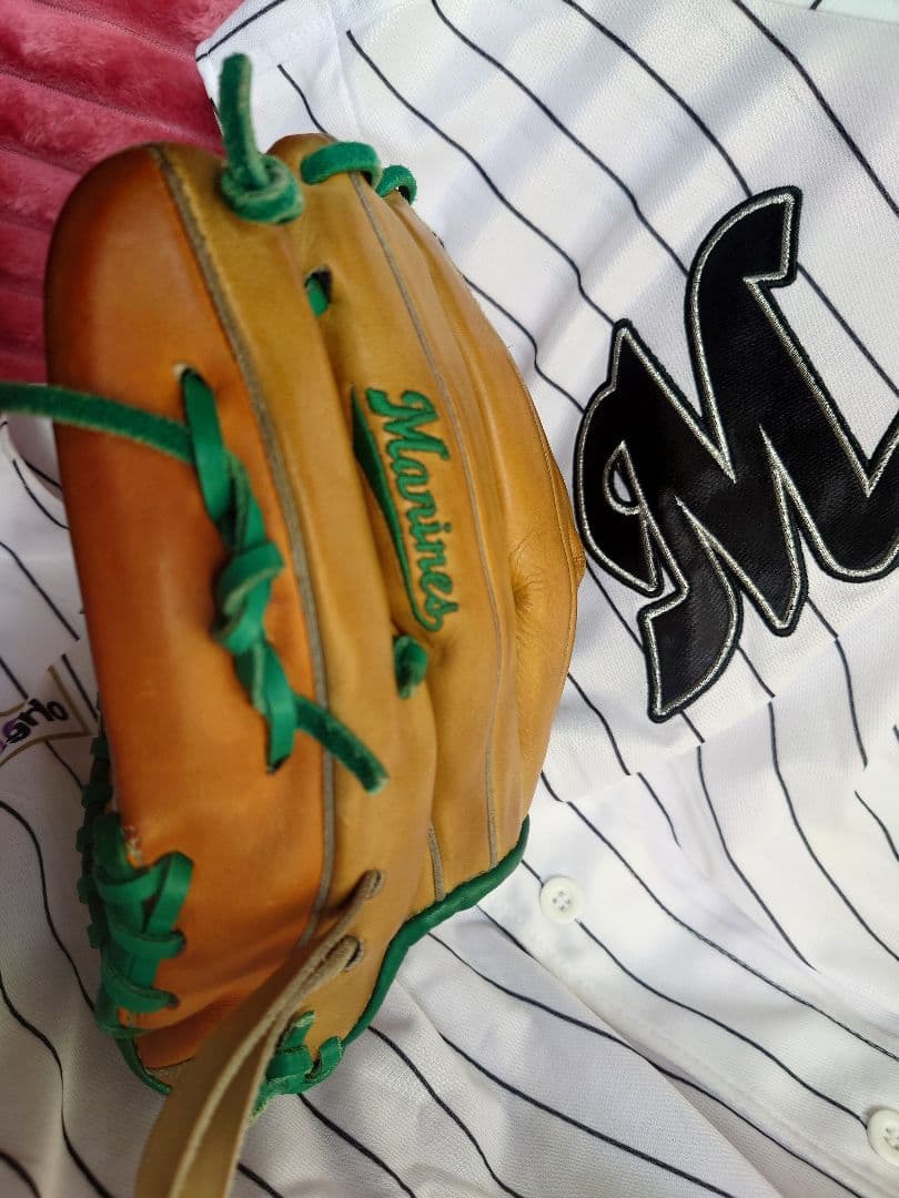 NPB 支給硬式グローブ　内野手用