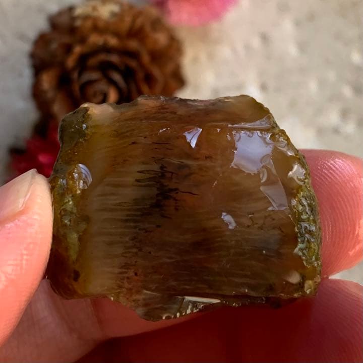 叫びの屋敷！ハロウィンの贈り物によさそうなオパール原石/鉱物標本