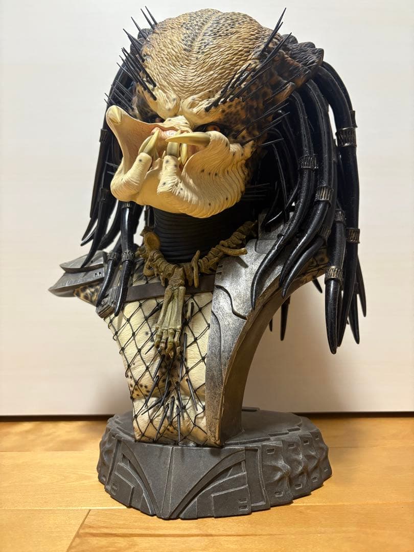 SIDESHOW レジェンダリースケールバスト　プレデター