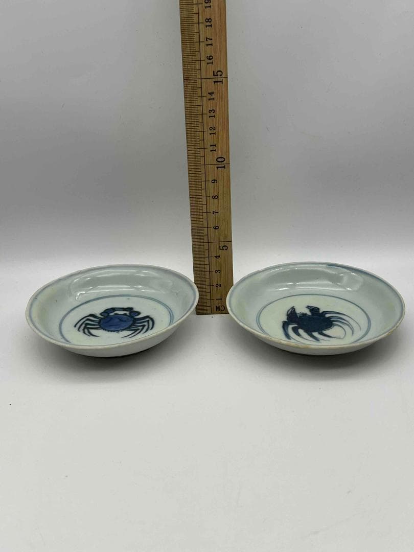 明時代　染付 青花蟹文盤一対　【希少貴重】【旧家蔵出し】　古染付皿(B-48)