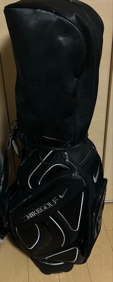 【ひーや】NIKE GOLF ブラック　キャディバッグ　ゴルフバッグ