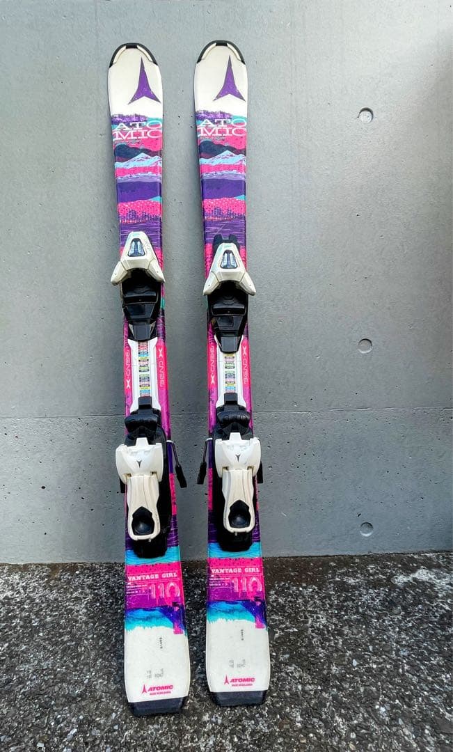 【ピカピカ】ジュニアスキー3点セット（ブーツ・スキー板・ストック）