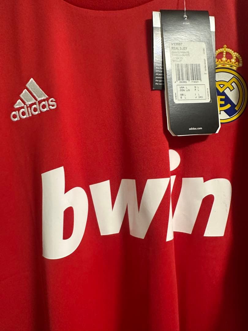 レアルマドリー　ユニフォーム　サード　赤　11 12