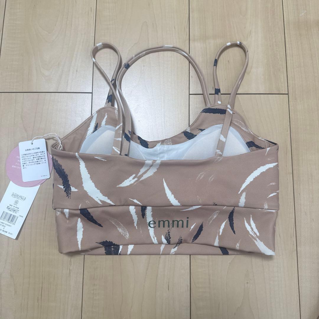【emmi yoga】leaf柄　セットアップ