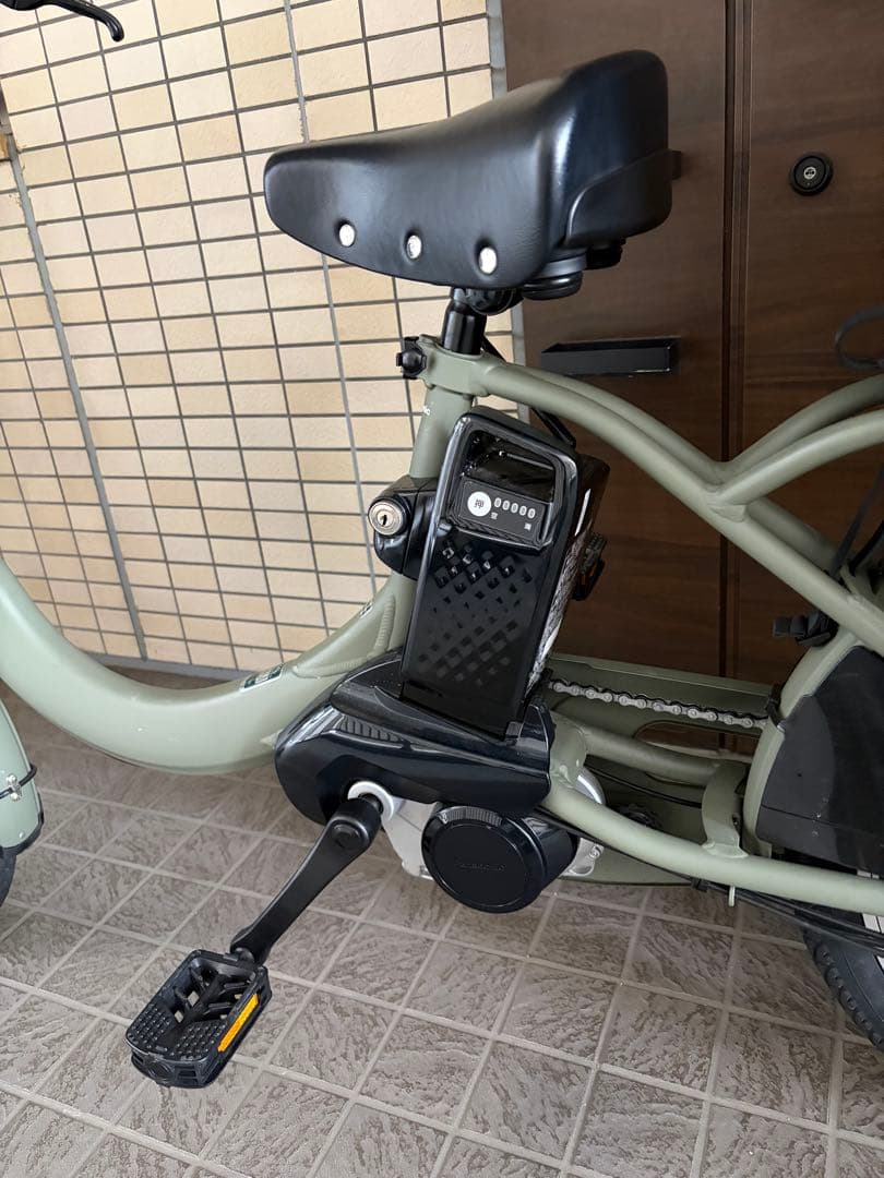 美品　パナソニック　ギュットクルームR EX 子供乗せ オリーブ