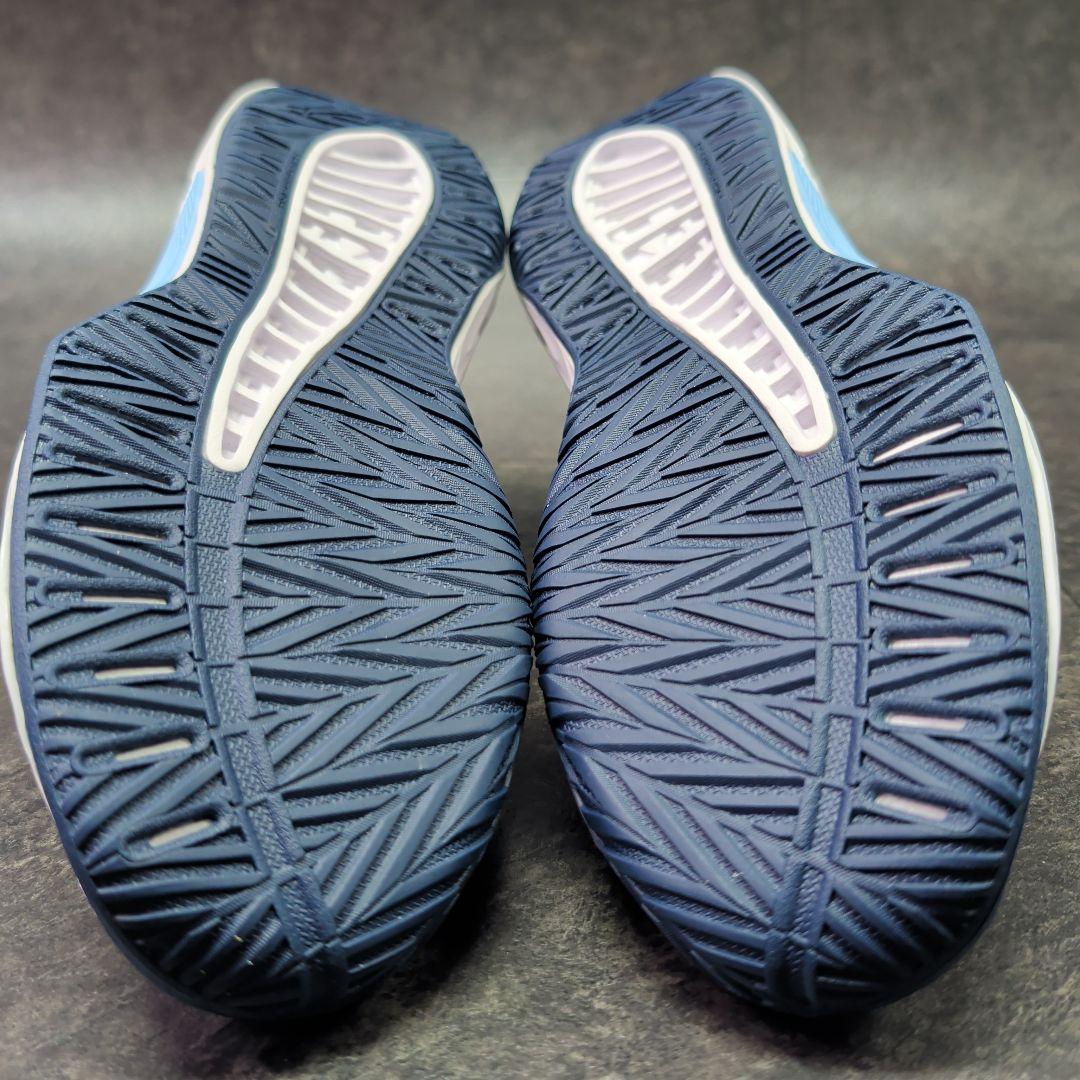 ミズノ　バレーボールシューズ　ライトニングセレクト　24.0cm　新品