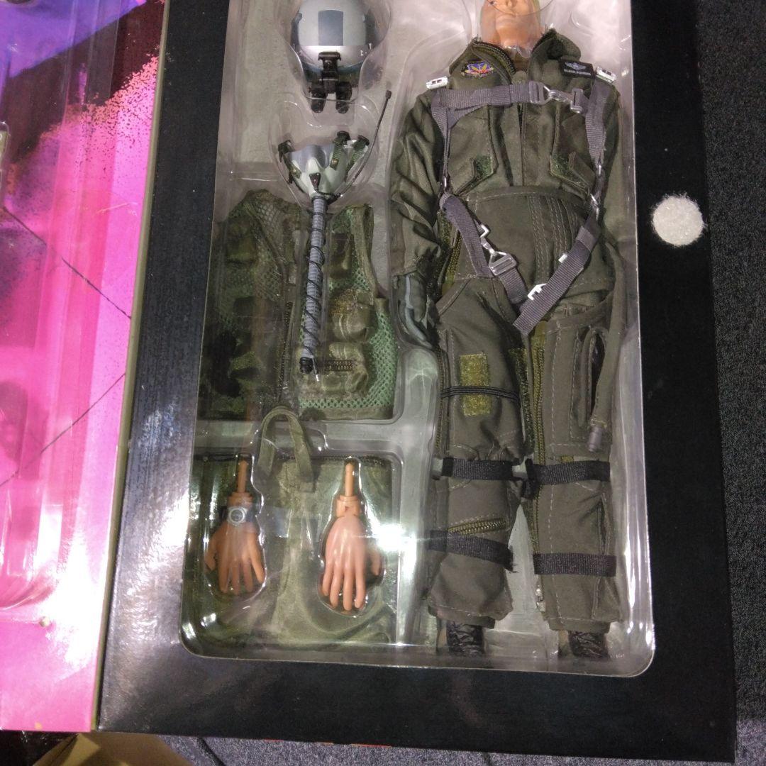最終値下げ　リアルパイロットフィギュア 1/6スケール