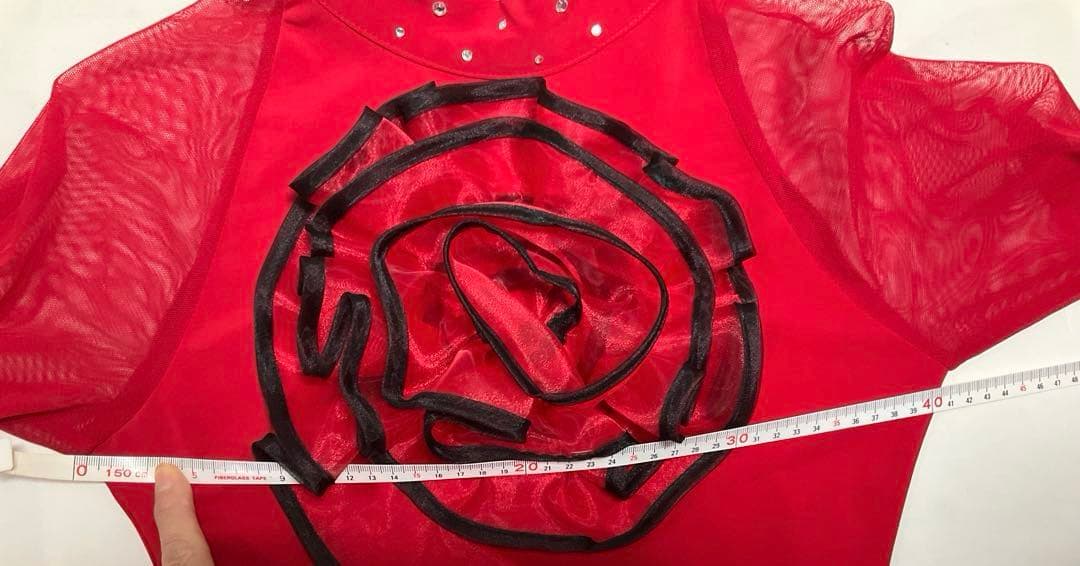 再値下げ‼️社交ダンス　カラオケ　赤黒　Mサイズ〜Ｌサイズ