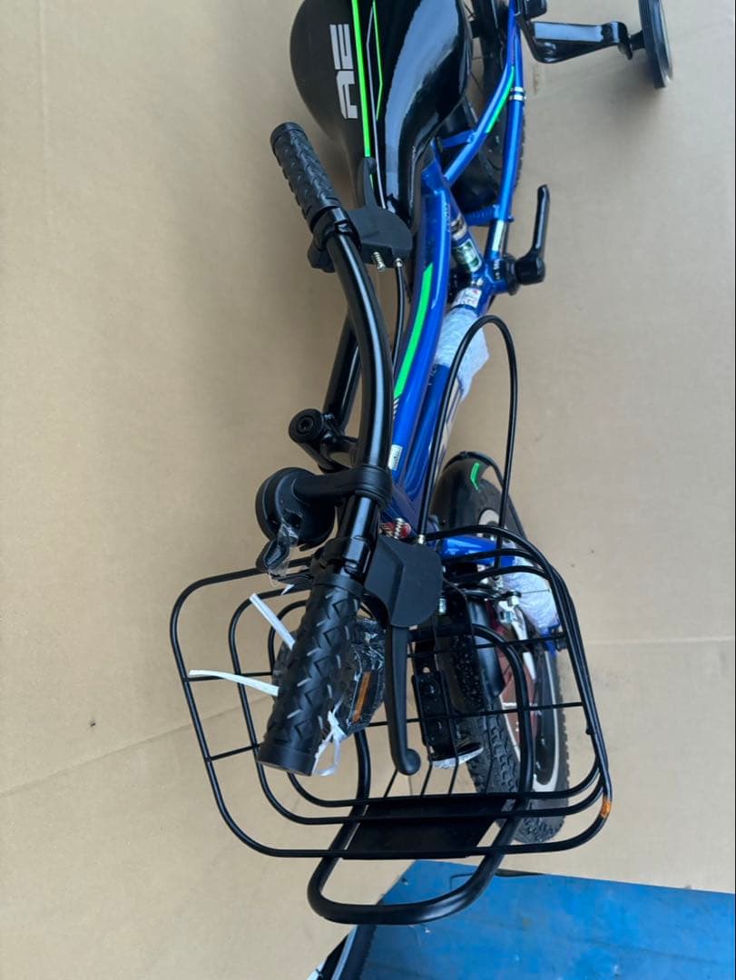 子供用自転車 補助輪付 バスケット付き　新品・未使用品‼️
