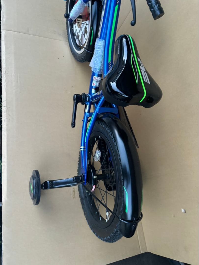 子供用自転車 補助輪付 バスケット付き　新品・未使用品‼️