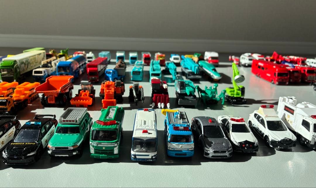 トミカ　全130台(限定モデルあり)