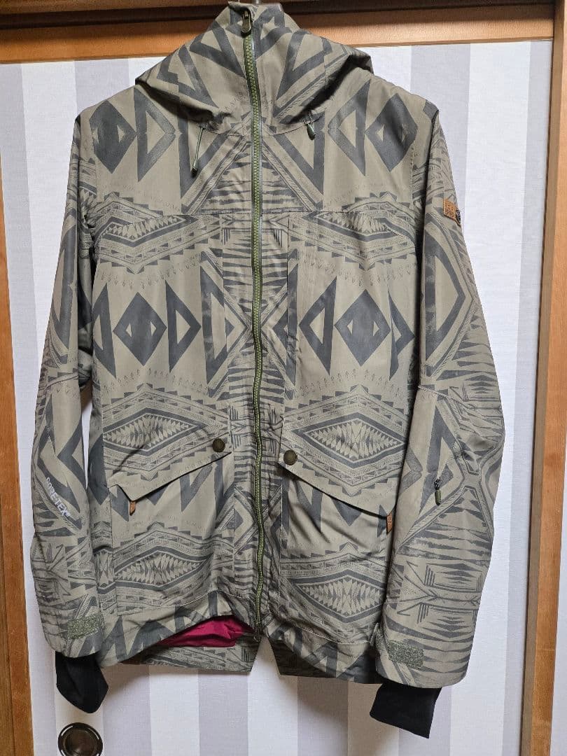 ロキシー　ゴアテックス　ROXY GORE-TEX フード付きジャケット