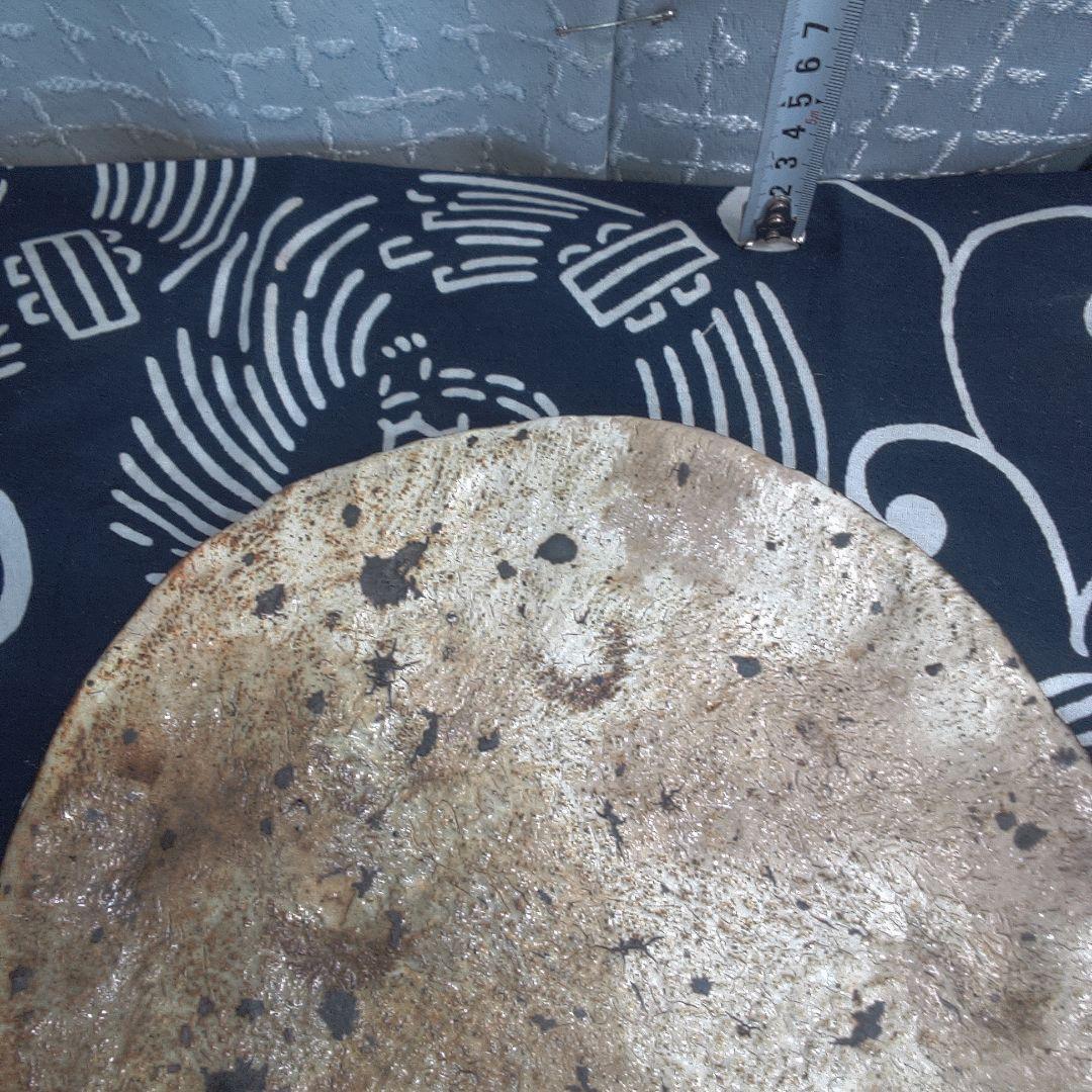 骨董２ 粉引？ ふせん部欠けあります