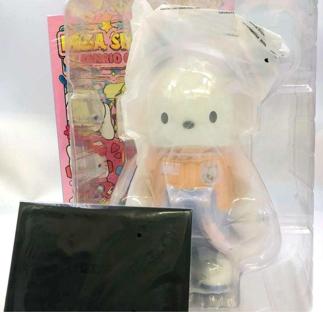 ポップマート　MEGA SPEACE MOLLY サンリオ　ポチャコ