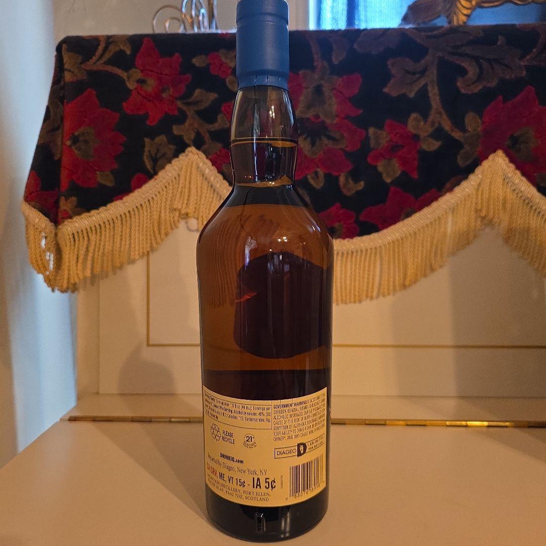 限定 <日本未発売>Lagavulin11年 Offerman Edition