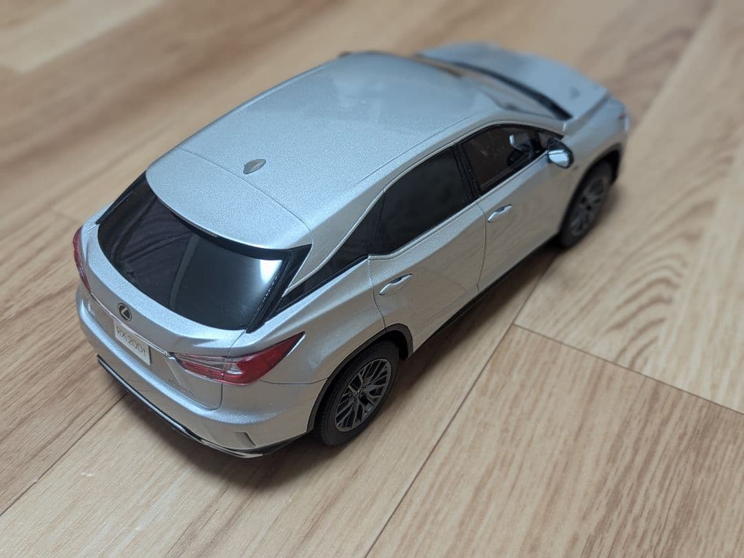 京商　レクサスRX200t 1/18ミニカー