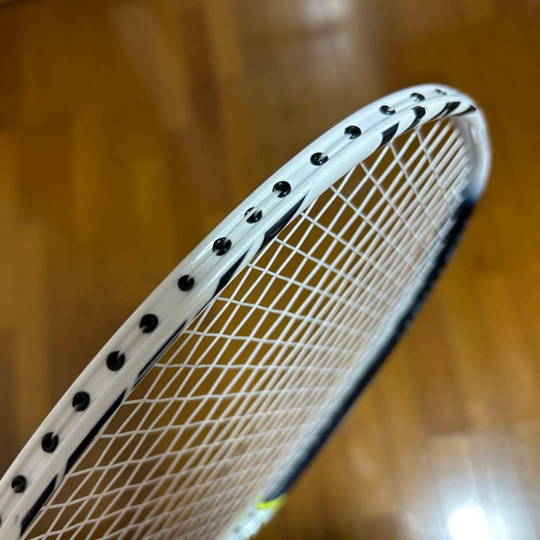 バドミントンラケット アストロックス99PRO ピンク グリップ