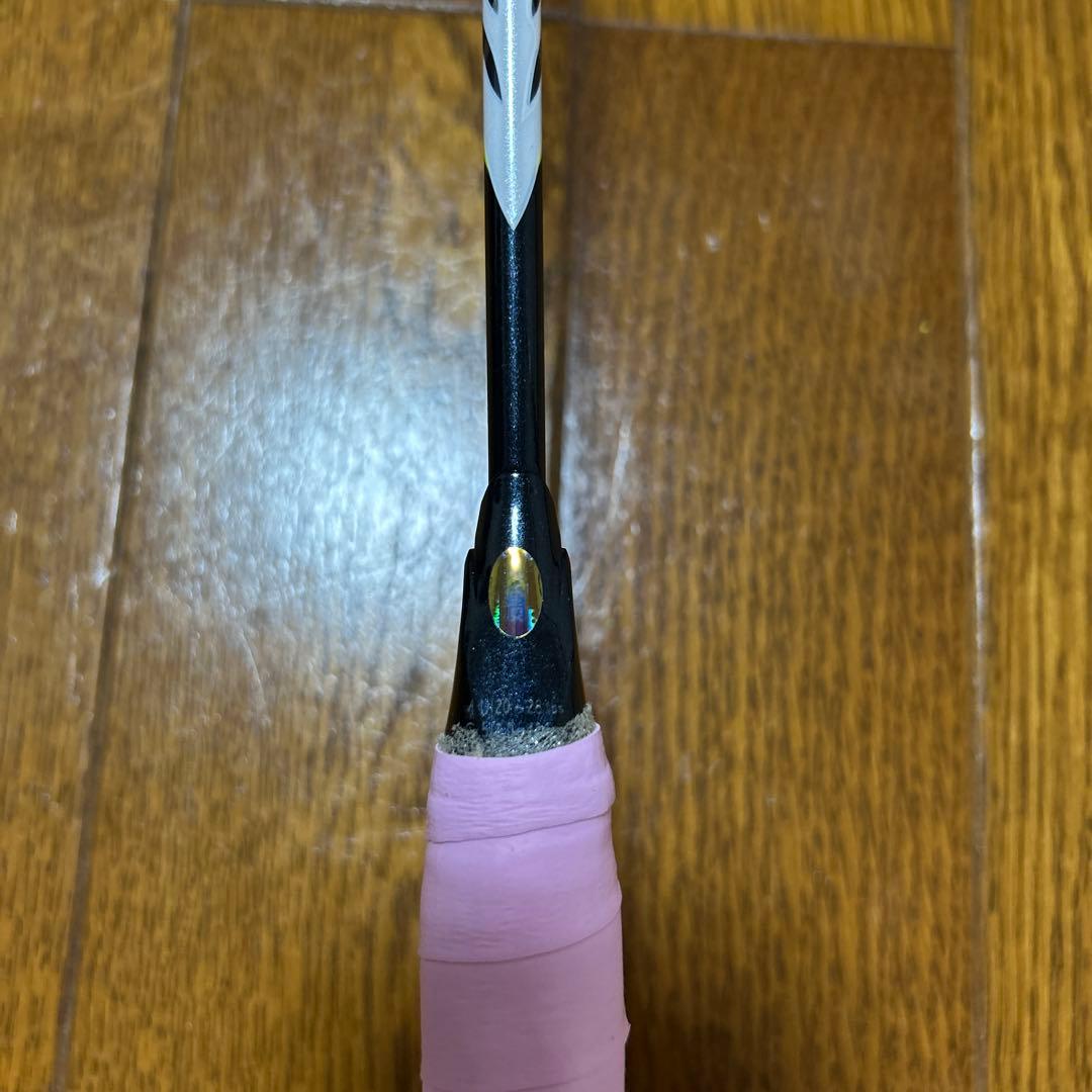 バドミントンラケット アストロックス99PRO ピンク グリップ