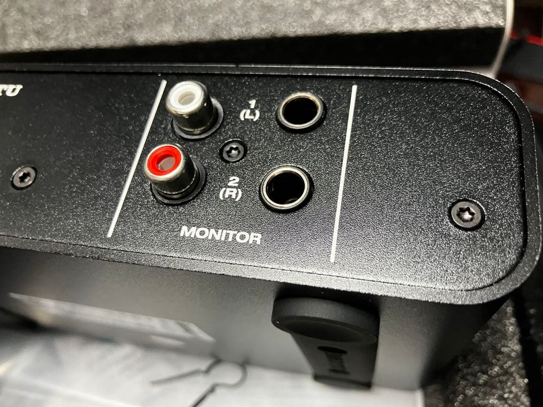 MOTU M2 2-in/2-outオーディオインターフェイス