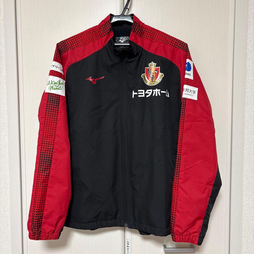 名古屋グランパスウォーマーシャツSサイズ