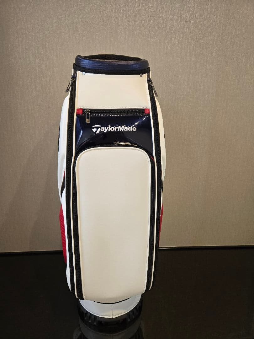 テーラーメイド　キャディーバック　新品未使用　UN725